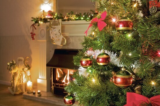 FireplaceWithChristmasTree